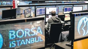 Borsada Fon Krizinin İzleri Sürüyor: Gözler Enflasyon ve Yeni Düzenlemelerde