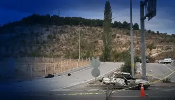 Çanakkale'de feci kaza: Otobüs otomobille çarpıştı