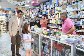 Çocuklu Aileye Okul Açılışında Dev Fatura! Mahmut Arıkan Kırtasiye Alışverişinde İktidara Çağrıda Bulundu
