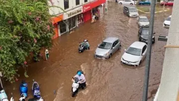 Dalaman’da Sağanak ve Taşkın: Bazı Yollar Ulaşıma Kapatıldı