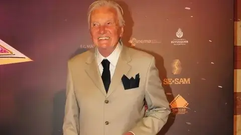 Göksel Arsoy 90 yaşında hayatını kaybetti