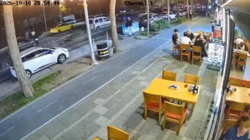 İstanbul'da Korkunç Kaza! Yaya Geçidinde Düşen Adam Hayatını Kaybetti