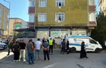 Kapaklı’da eş cinayeti: Sabaha kadar başında bekledi