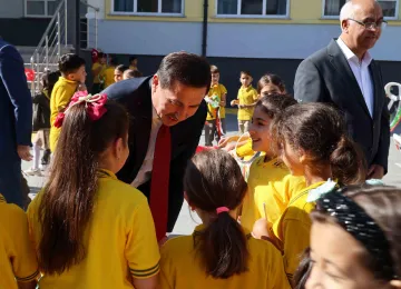 Karatay'da İlk Ders Zili Çaldı: Başkan Hasan Kılca Birol Polat İlkokulu'nu Ziyaret Etti