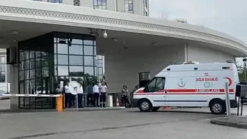 Konya’da Balkondan Düşen 10 Yaşındaki Elif Naz Hayatını Kaybetti