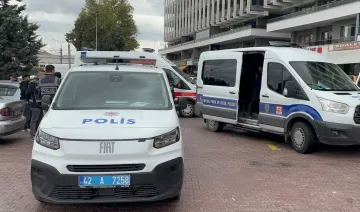 Konya’da cezaevine götürülen şahsa adliye yakınlarında bıçaklı saldırı girişimi