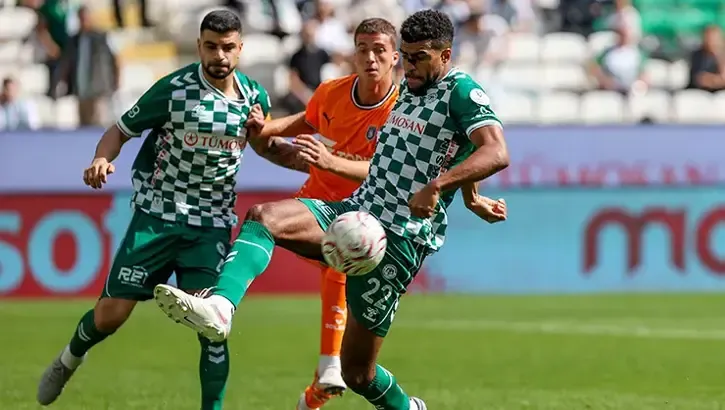 Konya'da Sessiz 90 Dakika! Konyaspor ve Başakşehir Yenişemedi