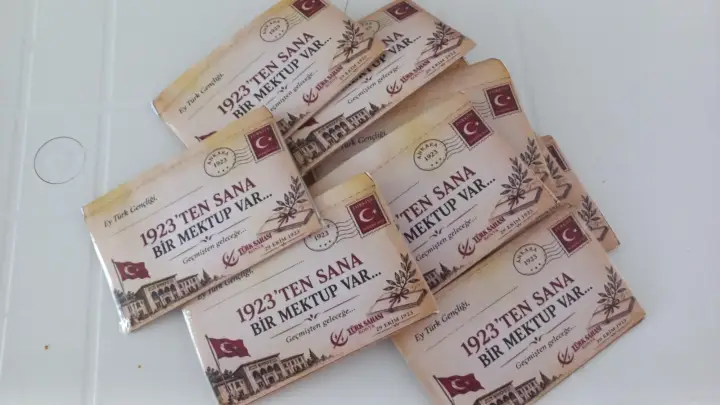 Konya Sokaklarında Cumhuriyet Coşkusu! Vatandaşlara "1923'ten Sana Bir Mektup Var"