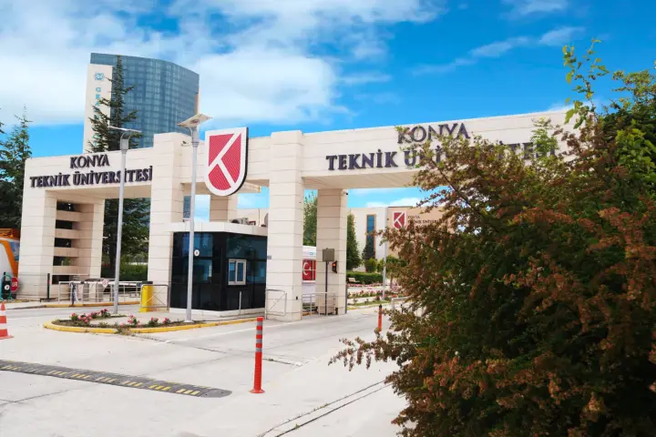 Konya Teknik Üniversitesi'nde Lisansüstü Tezlerde İntihal!