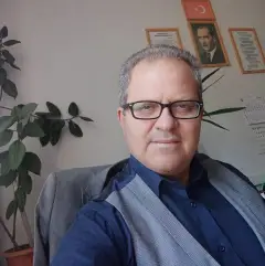 Seydişehir’de acı kayıp: Okul müdürü Yusuf Karadağ vefat etti