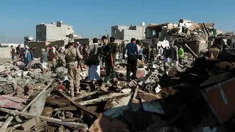 Suudi koalisyonu, Yemen’in başkenti Sana’da sivillere tahliye uyarısı yaptı