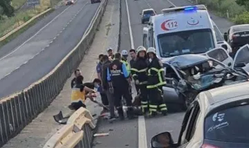 Tekirdağ’da 3 araçlı zincirleme kaza: Yaralılar hastaneye kaldırıldı