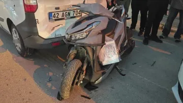 Yayalara Yol Vermek İçin Durdu, Arkası Savaş Alanına Döndü: Motosikletli Yaralandı