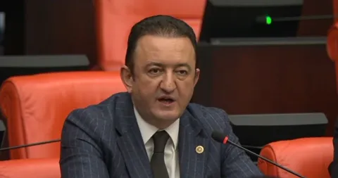 CHP'li Bektaş Meclis Kürsüsünden İsyan Etti! "Öğretmenler Özel Okul Patronlarına Köle Gibi Teslim Edildi"